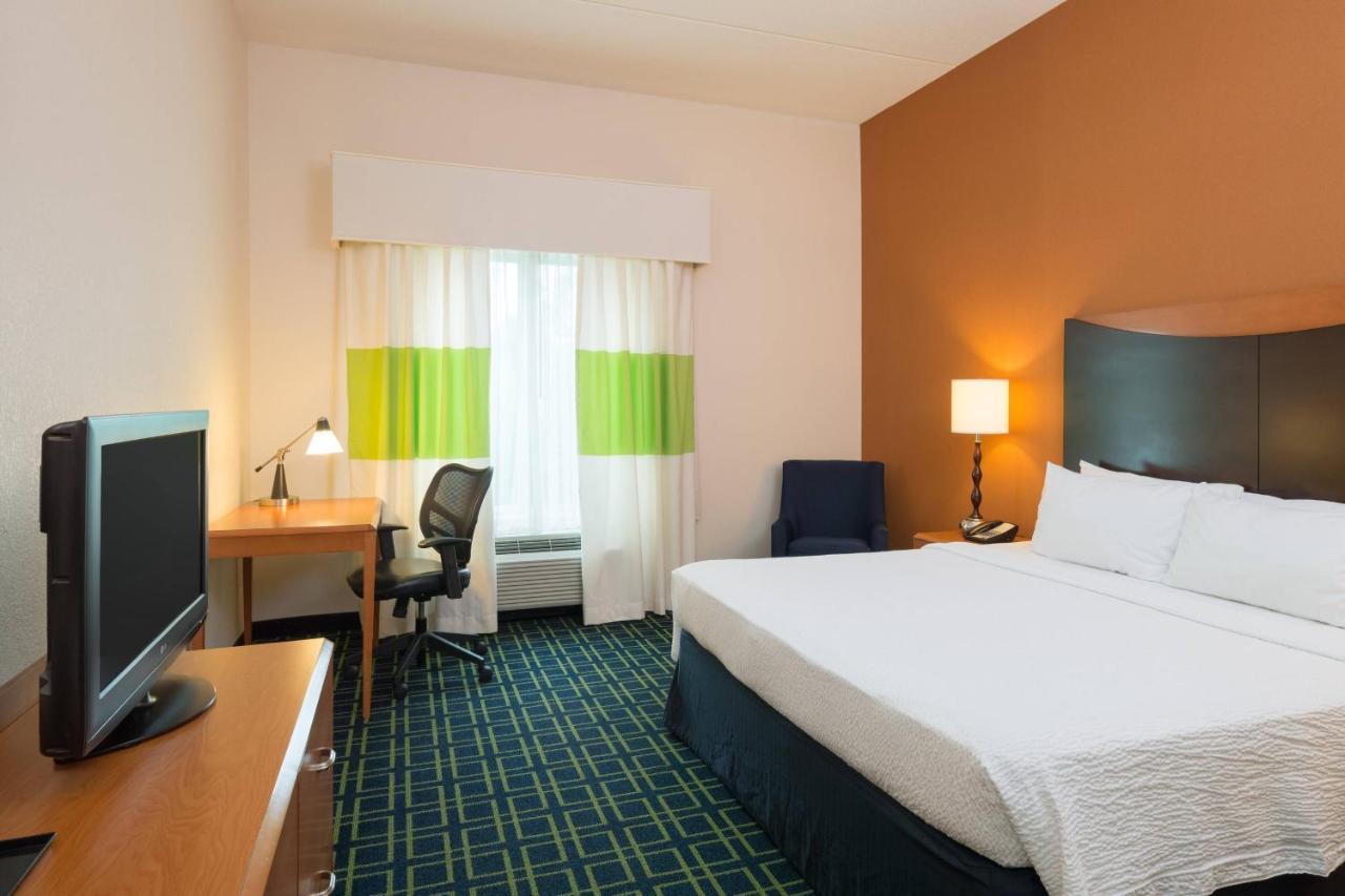 Fairfield Inn & Suites Lock Haven Exterior photo