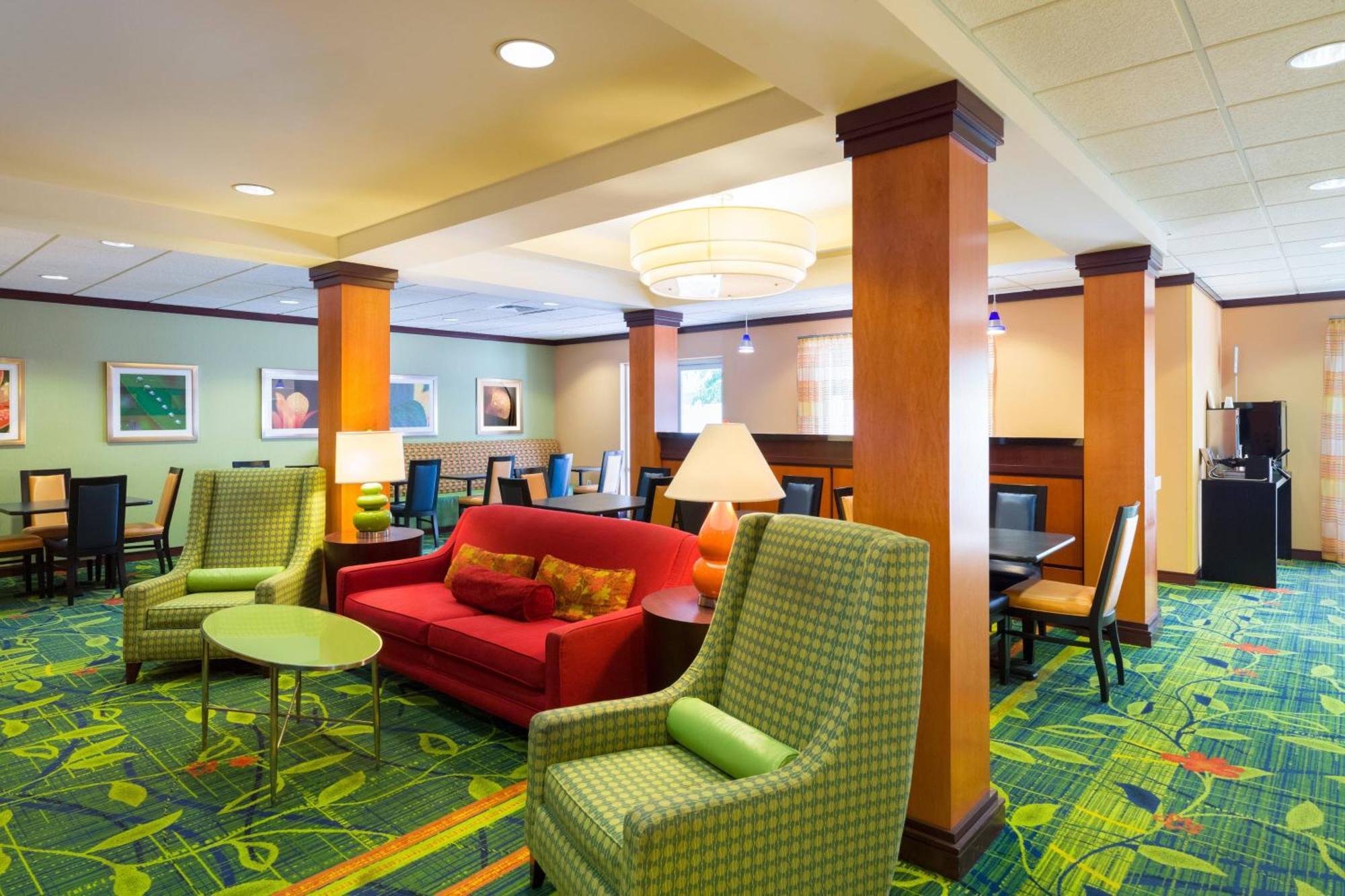 Fairfield Inn & Suites Lock Haven Exterior photo
