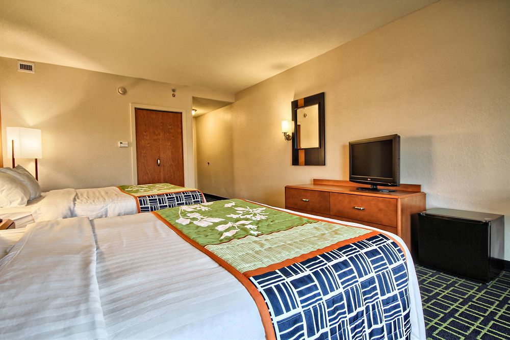 Fairfield Inn & Suites Lock Haven Exterior photo