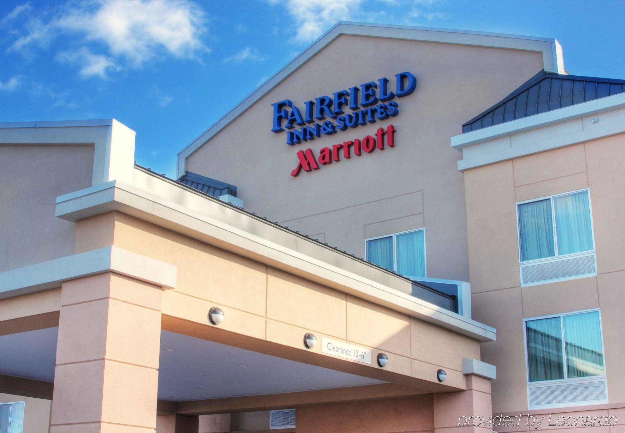 Fairfield Inn & Suites Lock Haven Exterior photo