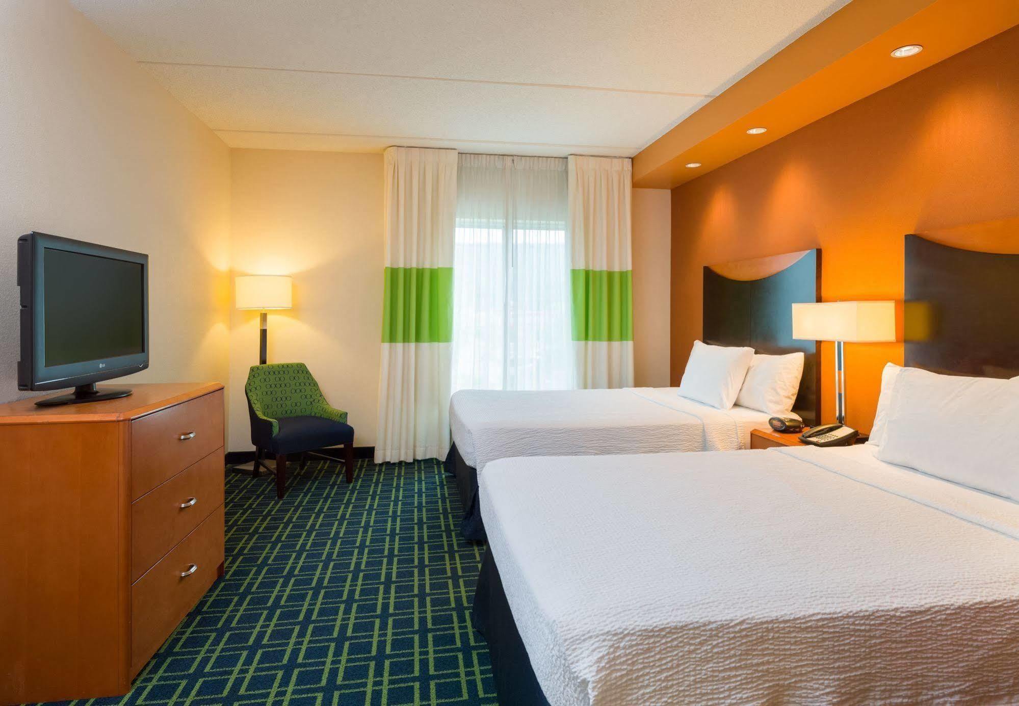 Fairfield Inn & Suites Lock Haven Exterior photo
